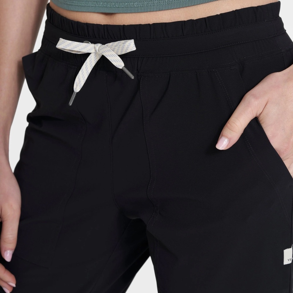 Vuori Miles Lightweight Jogger Drawcord Pockets Athleisure Athletic Casual Pant - Picture 3 of 8